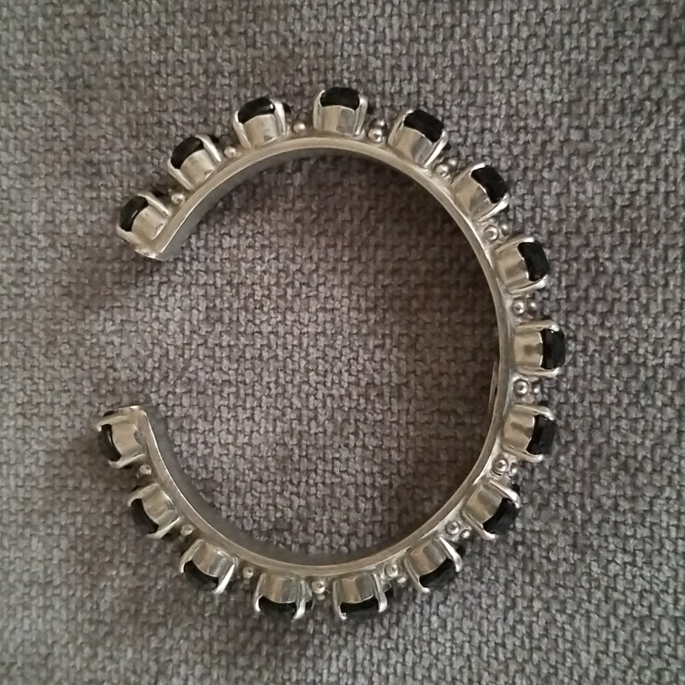 Sorrelli Riviting Romance Cuff Black Crystal Adjustable
